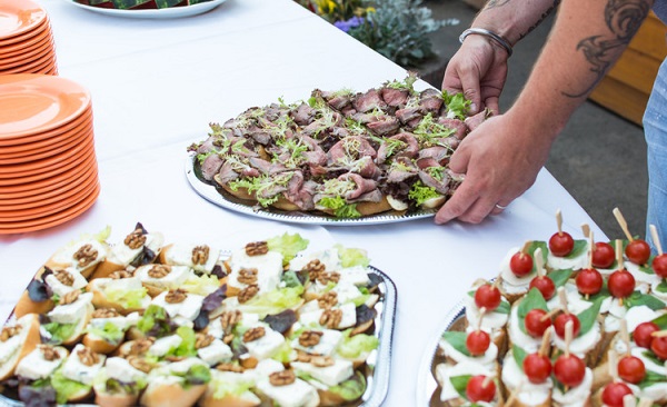 校方打造校園點(diǎn)餐小程序應(yīng)知到哪些?校園點(diǎn)餐小程序怎么樣？