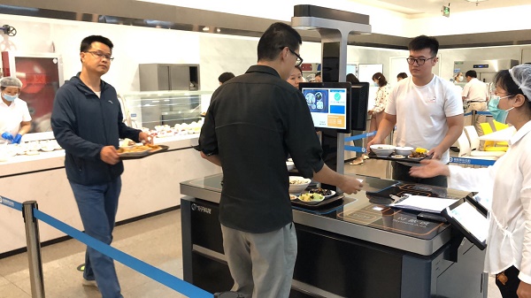 智慧食堂刷臉支付系統(tǒng) 視覺結(jié)算才是未來！