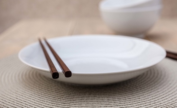 智慧食堂稱重計費模式大大減少食物浪費！