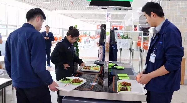 智慧食堂如何提升餐飲效率？