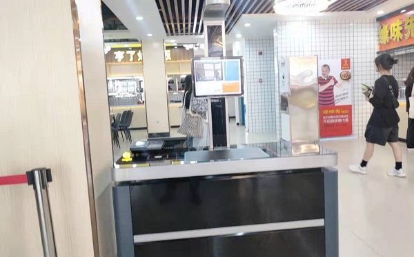 智慧食堂走進(jìn)校園，從此告別飯卡、排隊(duì)！