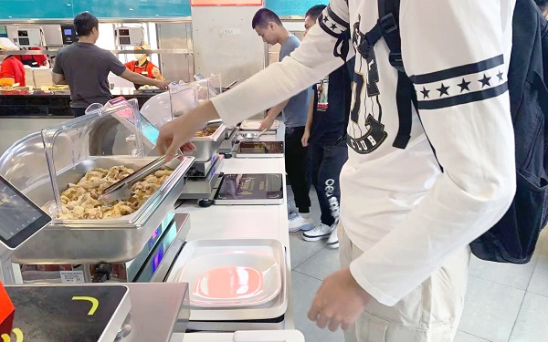 當(dāng)自助點(diǎn)餐機(jī)無(wú)法滿足需求，自助餐稱重計(jì)費(fèi)方案如何解決弊端？